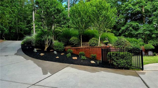 5993 Overby Road, Flowery Branch, GA 30542