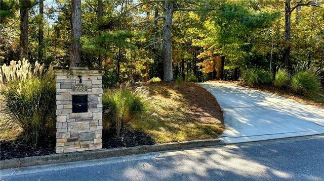 5993 Overby Road, Flowery Branch, GA 30542