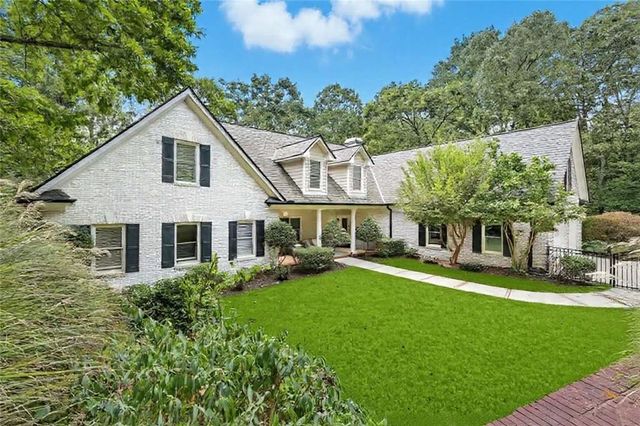 5993 Overby Road, Flowery Branch, GA 30542