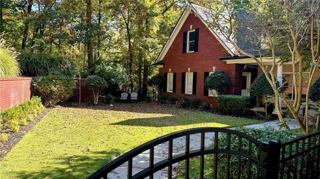 5993 Overby Road, Flowery Branch, GA 30542