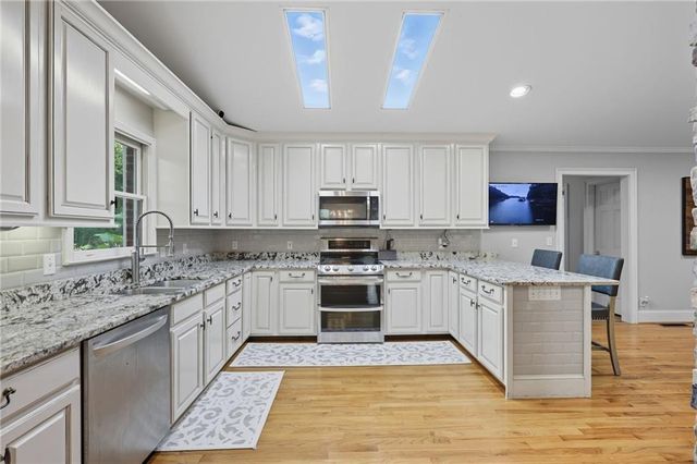 5993 Overby Road, Flowery Branch, GA 30542