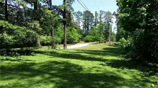 5993 Overby Road, Flowery Branch, GA 30542