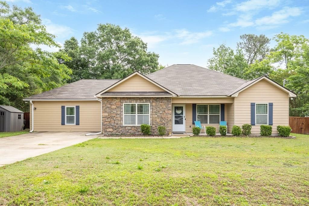 2904 Poyner Drive, Phenix City, AL 36870