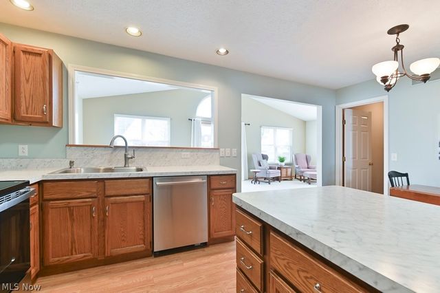 443 Scarborough Lane 443, Painesville, OH 44077