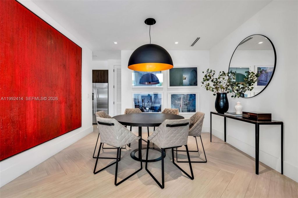 Image 15 of property listing at 3510 Segovia St 3510, Coral Gables, FL 33134