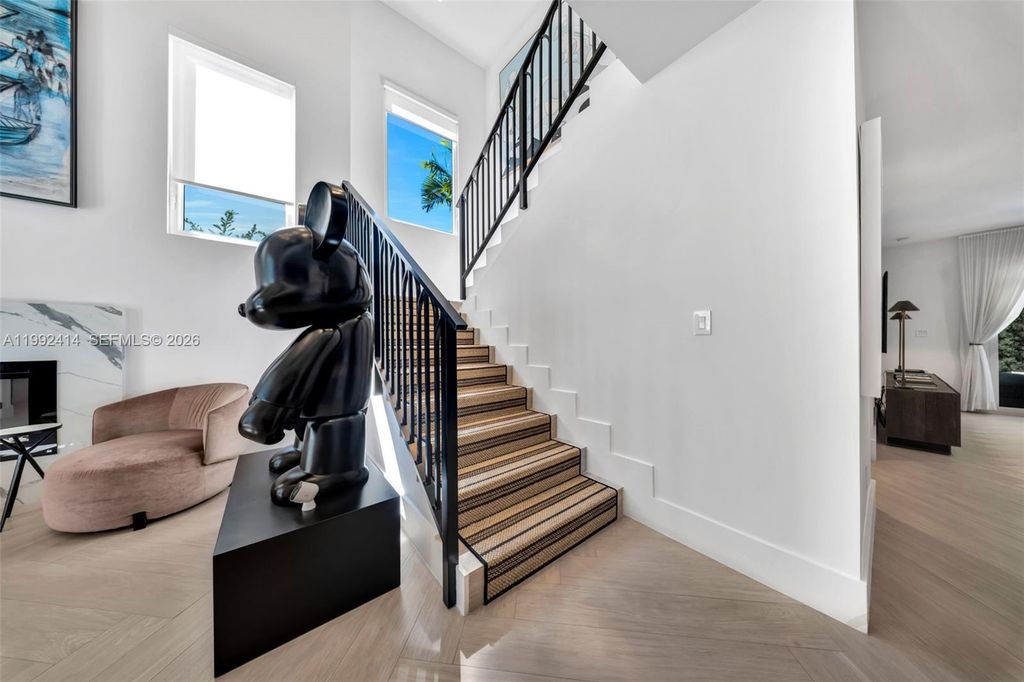 Image 18 of property listing at 3510 Segovia St 3510, Coral Gables, FL 33134