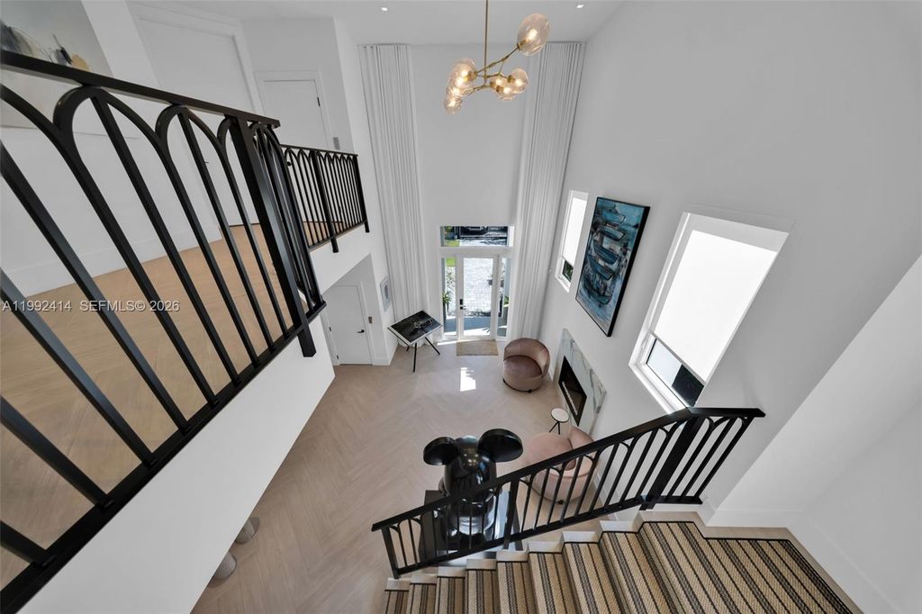 Image 40 of property listing at 3510 Segovia St 3510, Coral Gables, FL 33134