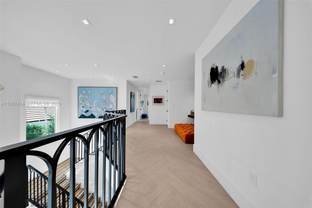 Image 54 of property listing at 3510 Segovia St 3510, Coral Gables, FL 33134