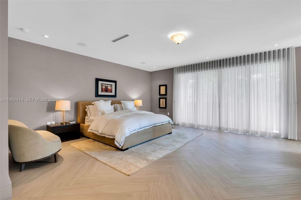 Image 56 of property listing at 3510 Segovia St 3510, Coral Gables, FL 33134