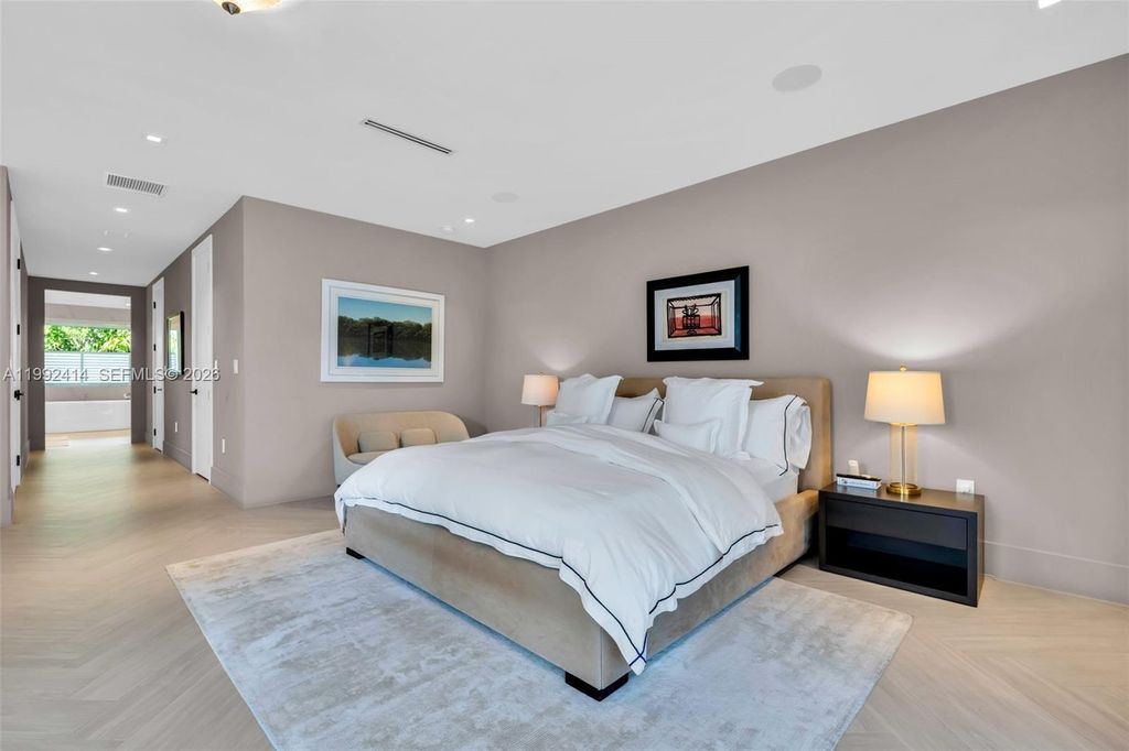 Image 59 of property listing at 3510 Segovia St 3510, Coral Gables, FL 33134