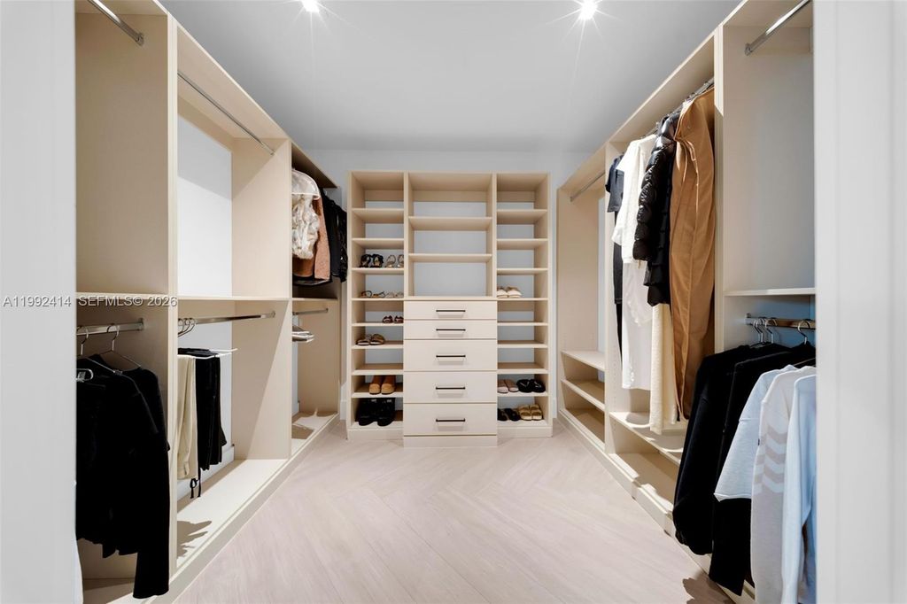 Image 66 of property listing at 3510 Segovia St 3510, Coral Gables, FL 33134