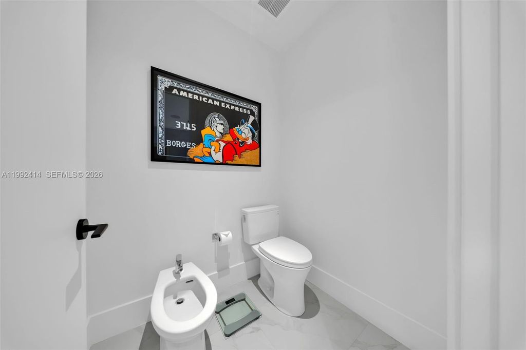 Image 71 of property listing at 3510 Segovia St 3510, Coral Gables, FL 33134