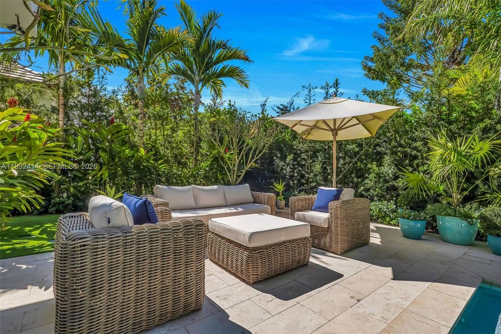 Image 78 of property listing at 3510 Segovia St 3510, Coral Gables, FL 33134