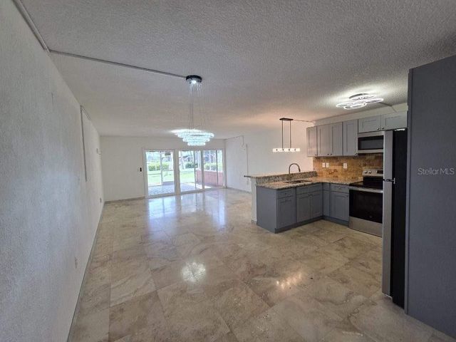 2424 W TAMPA BAY BOULEVARD I103, Tampa, FL 33607