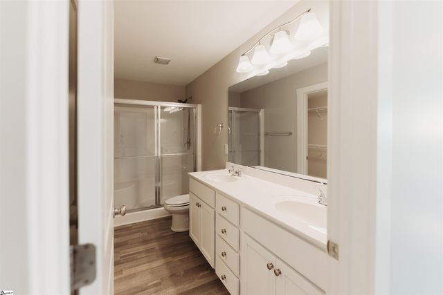 206 Button Willow Street, Taylors, SC 29687