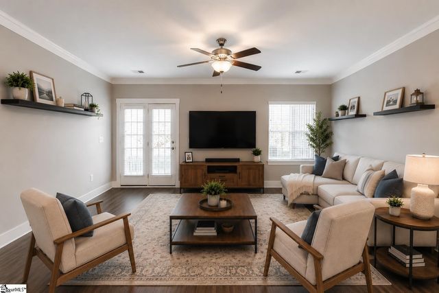 206 Button Willow Street, Taylors, SC 29687