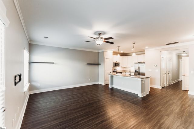 206 Button Willow Street, Taylors, SC 29687