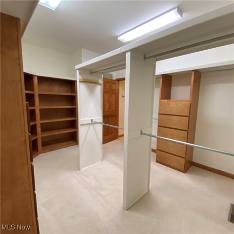 33110 Wren Haven Circle, North Ridgeville, OH 44039