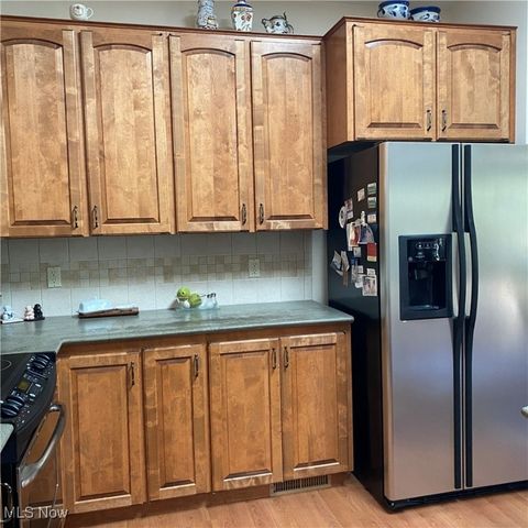 33110 Wren Haven Circle, North Ridgeville, OH 44039