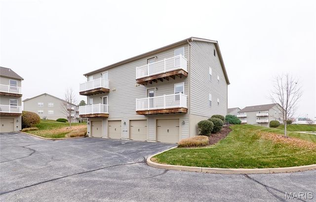 3624 Capri Way, St Peters, MO 63304