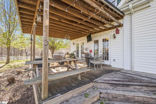 390 Blakely Avenue, Piedmont, SC 29673