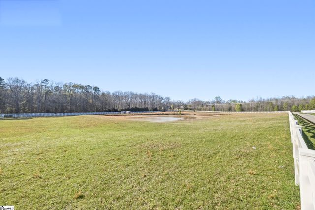 390 Blakely Avenue, Piedmont, SC 29673