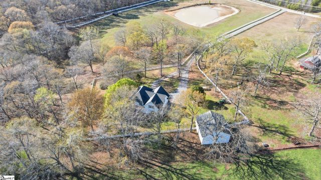 390 Blakely Avenue, Piedmont, SC 29673