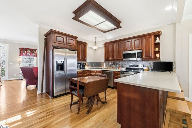 390 Blakely Avenue, Piedmont, SC 29673