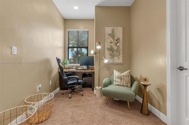 4038 NW 85th Ave, Cooper City, FL 33024