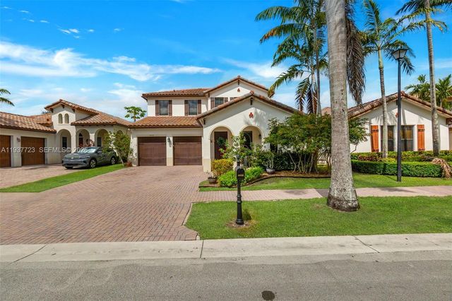 4038 NW 85th Ave, Cooper City, FL 33024