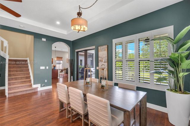 4038 NW 85th Ave, Cooper City, FL 33024