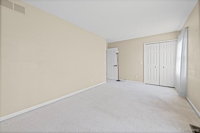 24762 Bashian Drive, Novi, MI 48375