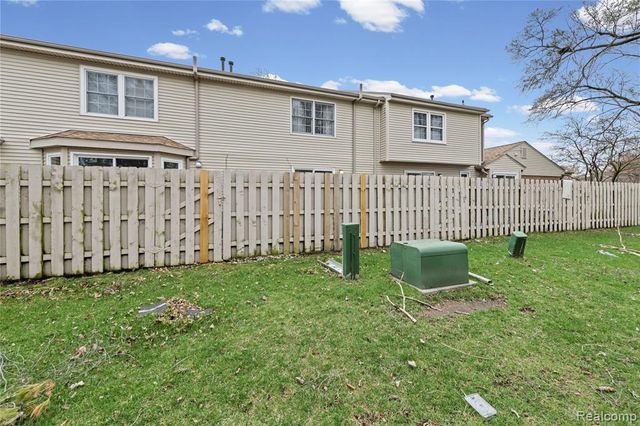 24762 Bashian Drive, Novi, MI 48375