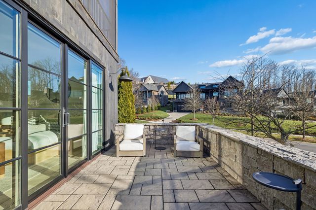 7361 Harlow Dr, College Grove, TN 37046