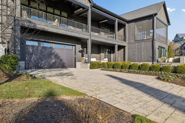 7361 Harlow Dr, College Grove, TN 37046