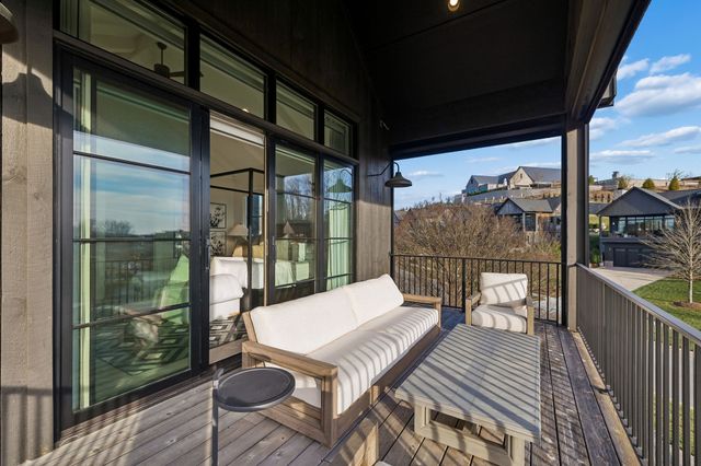 7361 Harlow Dr, College Grove, TN 37046