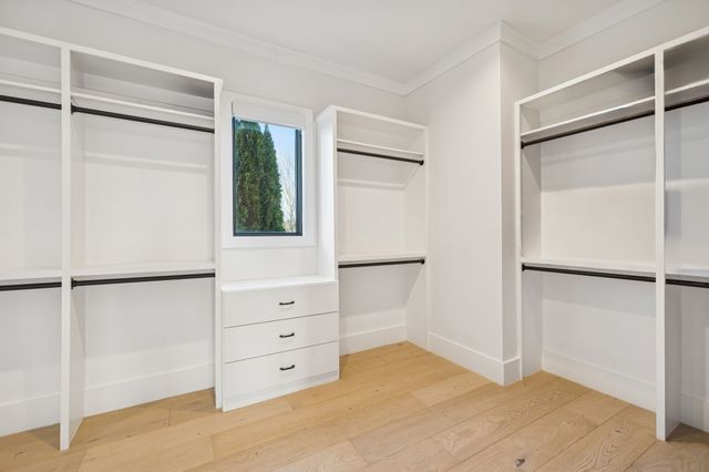 7361 Harlow Dr, College Grove, TN 37046