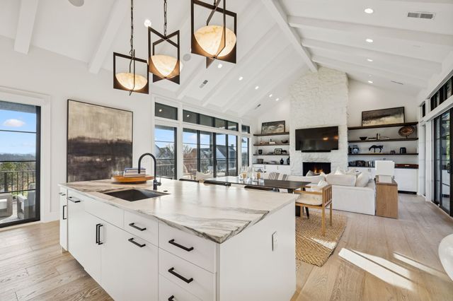 7361 Harlow Dr, College Grove, TN 37046