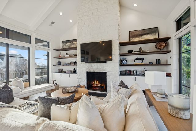 7361 Harlow Dr, College Grove, TN 37046