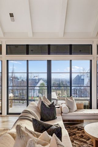 7361 Harlow Dr, College Grove, TN 37046