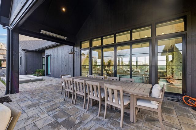 7361 Harlow Dr, College Grove, TN 37046