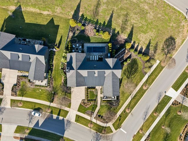 7361 Harlow Dr, College Grove, TN 37046