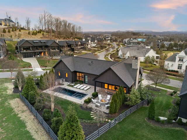 7361 Harlow Dr, College Grove, TN 37046