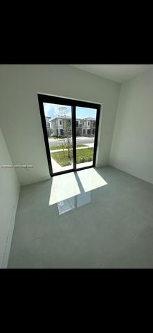 1160 NW 1st Street, Florida City, FL 33034