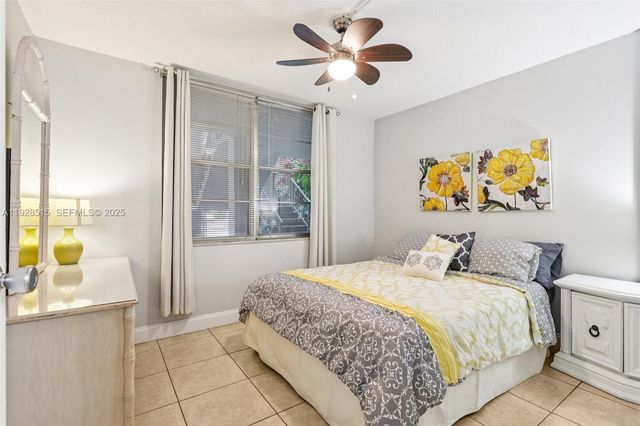 2900 NW 48th Ter 115, Lauderdale Lakes, FL 33313