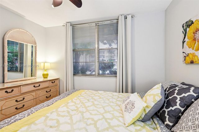 2900 NW 48th Ter 115, Lauderdale Lakes, FL 33313