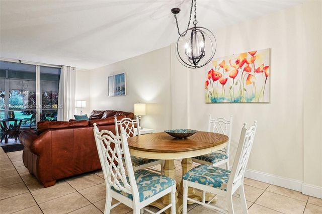 2900 NW 48th Ter 115, Lauderdale Lakes, FL 33313