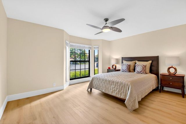 3042 Lucerne Park Drive 5612, Greenacres, FL 33467