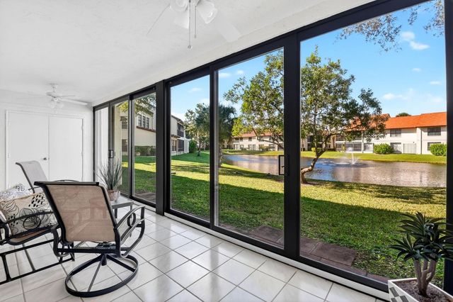 3042 Lucerne Park Drive 5612, Greenacres, FL 33467