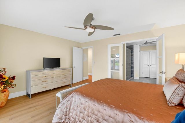 3042 Lucerne Park Drive 5612, Greenacres, FL 33467